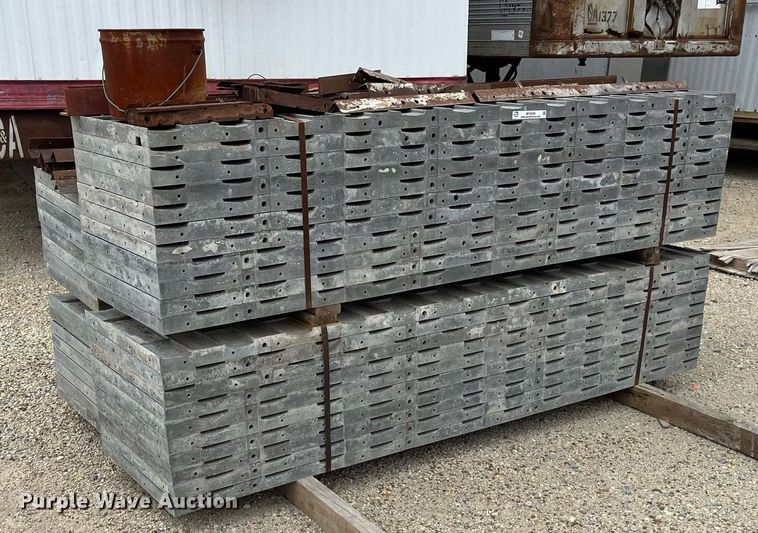 image for item MY9099 (37) aluminum concrete forms