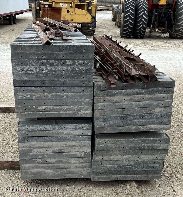 image for item MY9099 (37) aluminum concrete forms