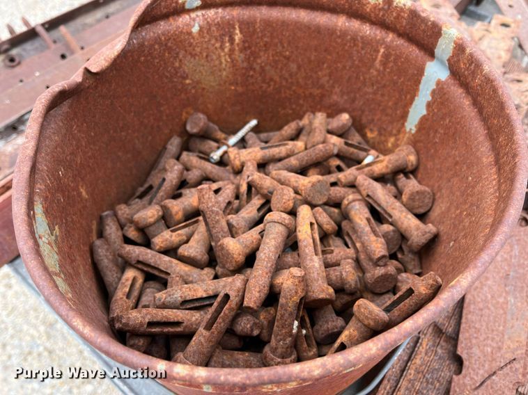 image for item MY9099 (37) aluminum concrete forms