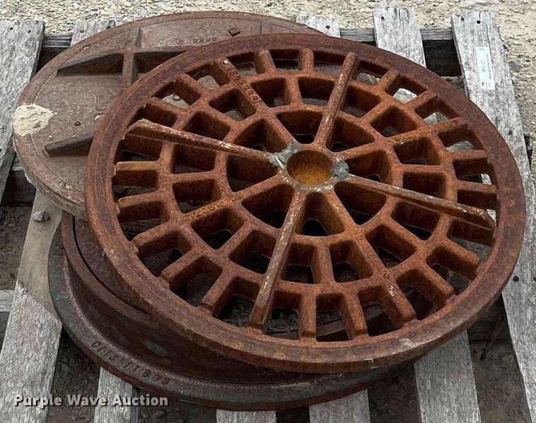 image for item MY9101 (3) manhole covers