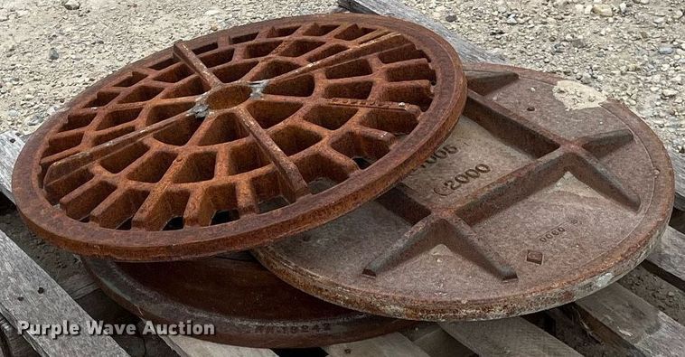 image for item MY9101 (3) manhole covers