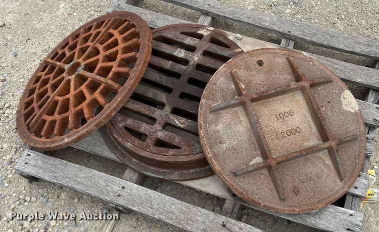 image for item MY9101 (3) manhole covers
