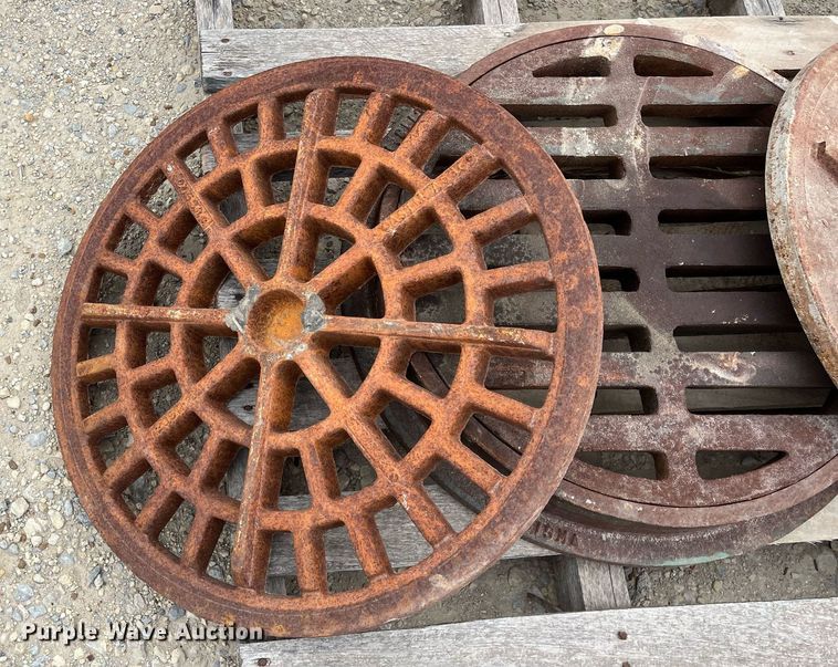 image for item MY9101 (3) manhole covers