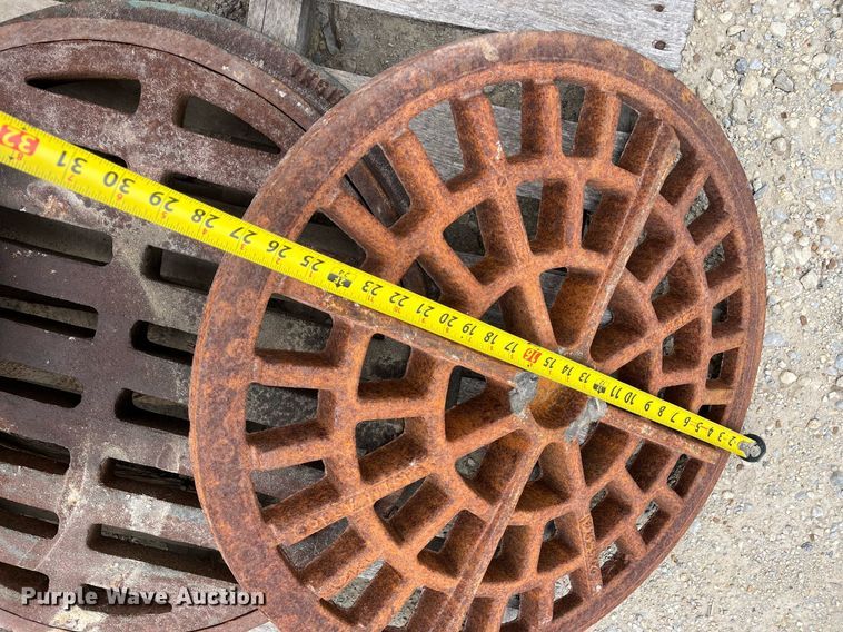 image for item MY9101 (3) manhole covers