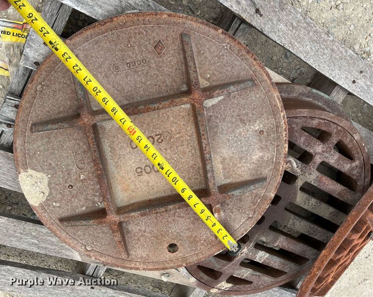 image for item MY9101 (3) manhole covers