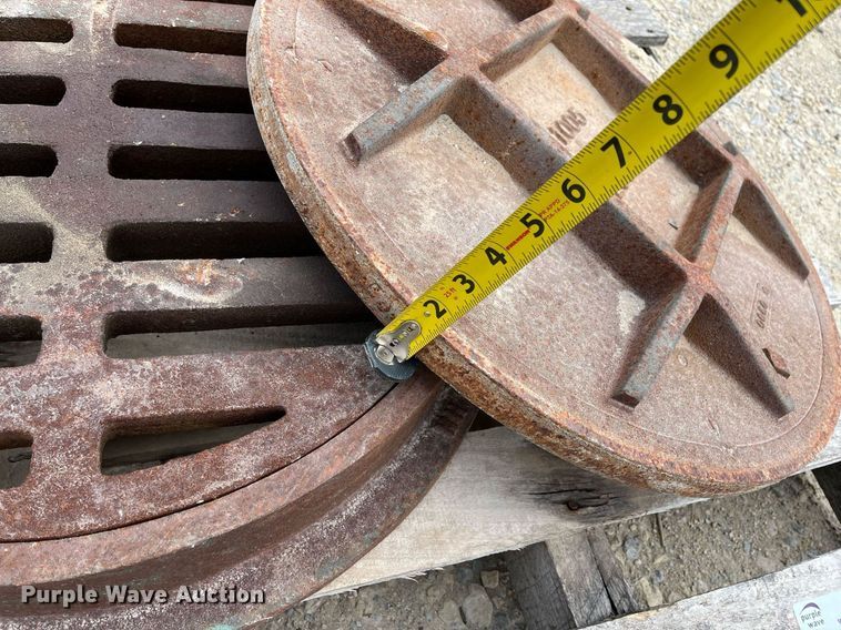 image for item MY9101 (3) manhole covers