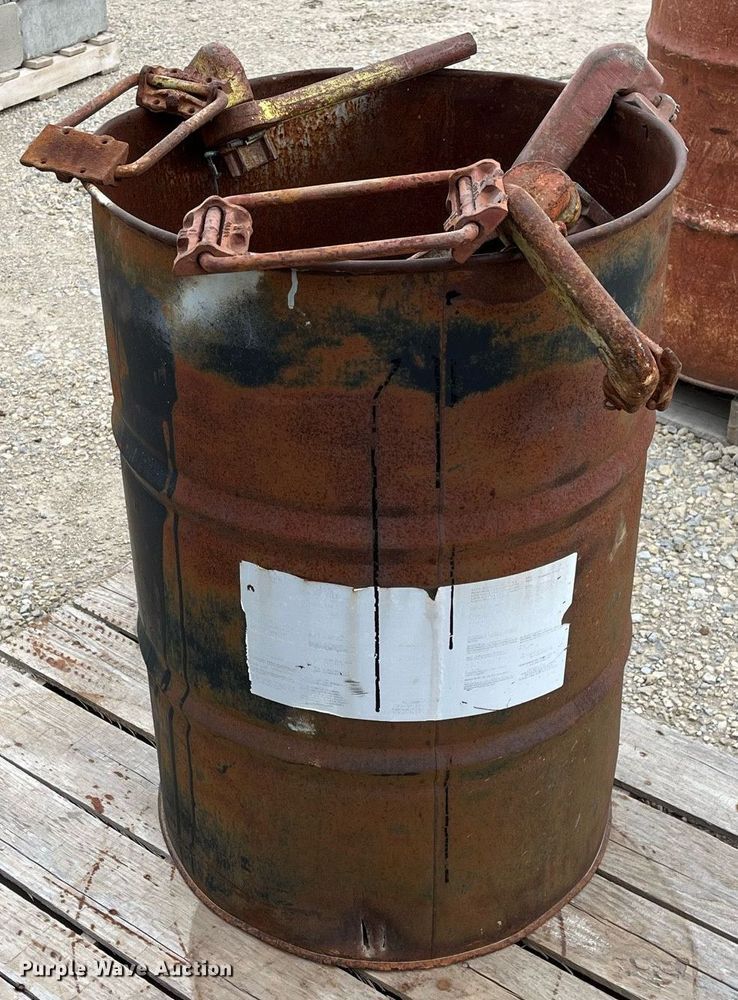 image for item MY9103 Shore clamps