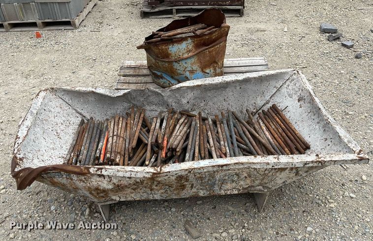 image for item MY9107 Concrete form pins