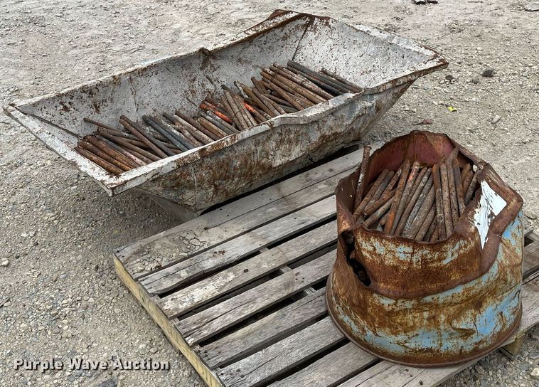 image for item MY9107 Concrete form pins