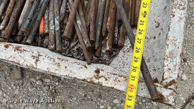 image for item MY9107 Concrete form pins