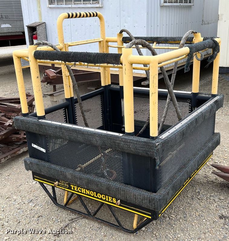 image for item MY9109 Lifting Technologies SM3-900G  Man basket