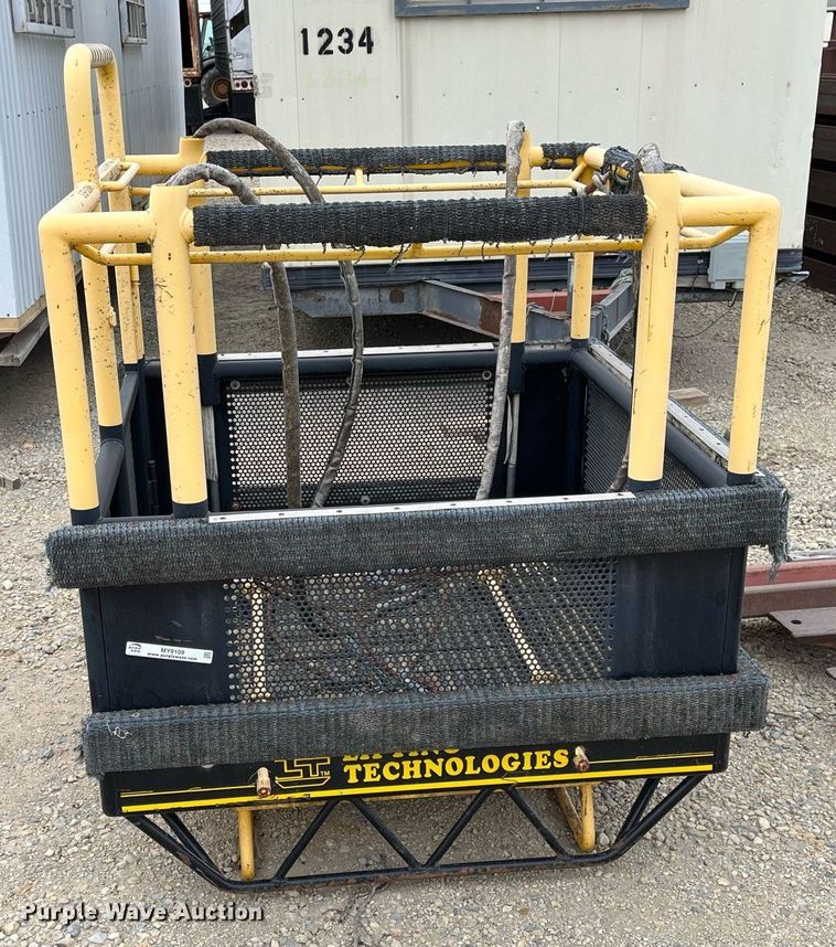 image for item MY9109 Lifting Technologies SM3-900G  Man basket