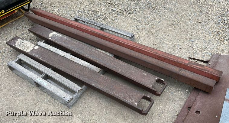 image for item MY9112 (2) sets of fork extensions