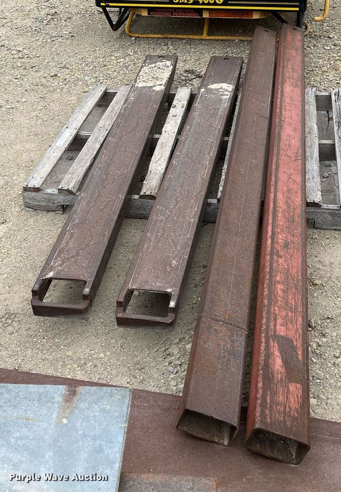 image for item MY9112 (2) sets of fork extensions