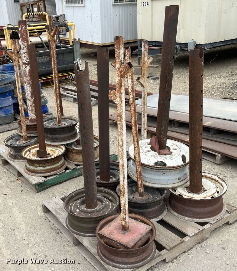 image for item MY9113 (14) rebar tie stands