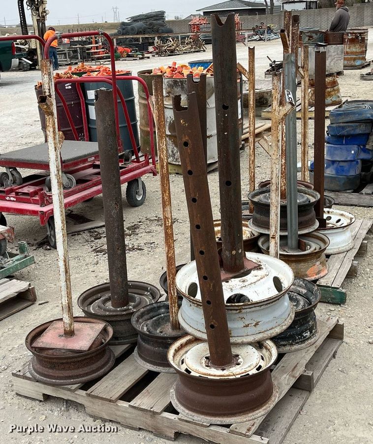 image for item MY9113 (14) rebar tie stands