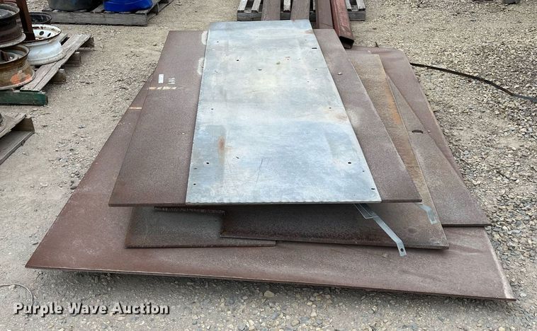image for item MY9114 Approximately 8 steel plates