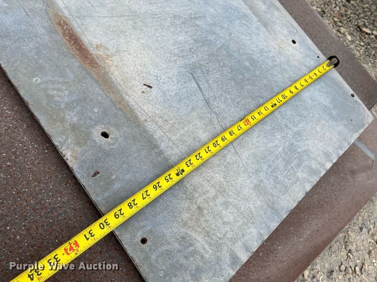 image for item MY9114 Approximately 8 steel plates