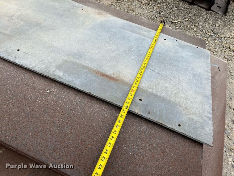 image for item MY9114 Approximately 8 steel plates