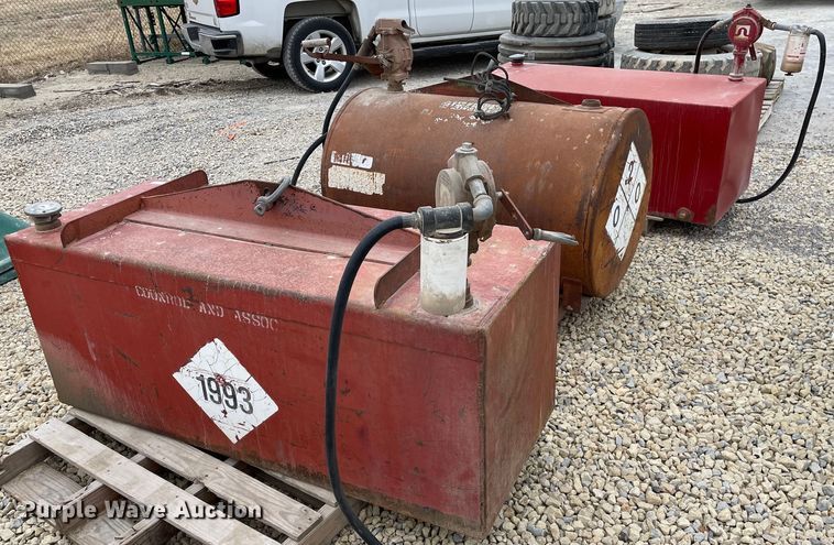 image for item MY9117 (3) fuel tanks