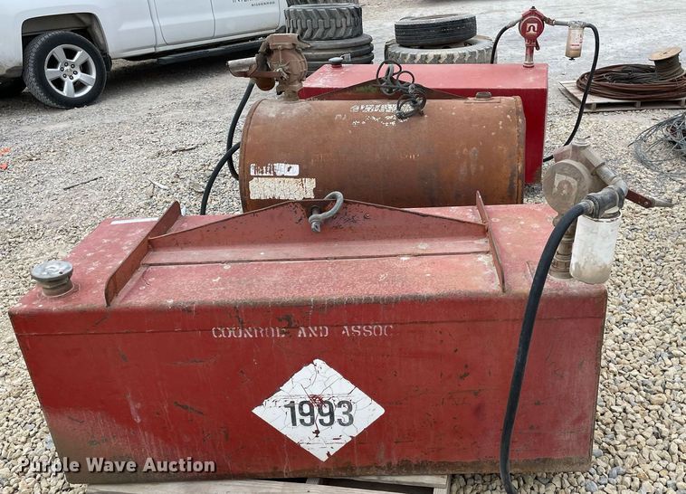 image for item MY9117 (3) fuel tanks