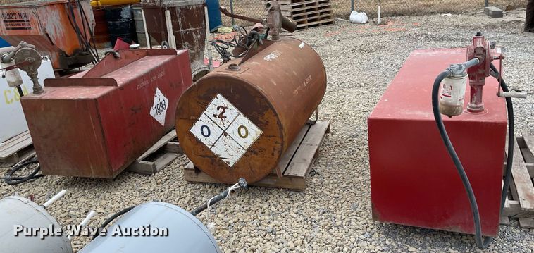 image for item MY9117 (3) fuel tanks