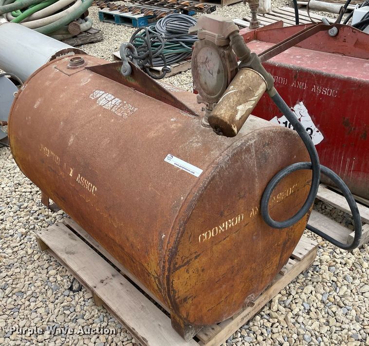 image for item MY9117 (3) fuel tanks