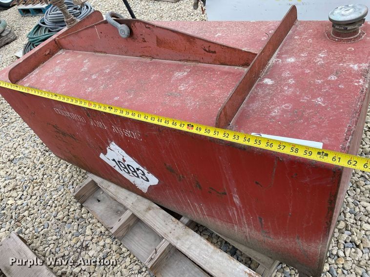 image for item MY9117 (3) fuel tanks