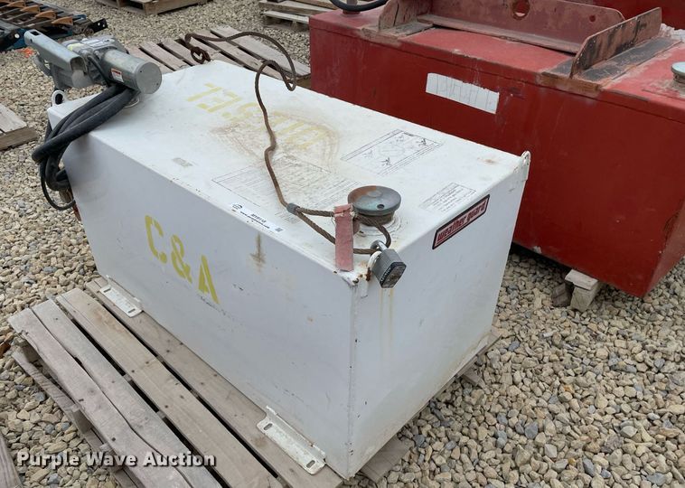 image for item MY9118 (3) fuel tanks