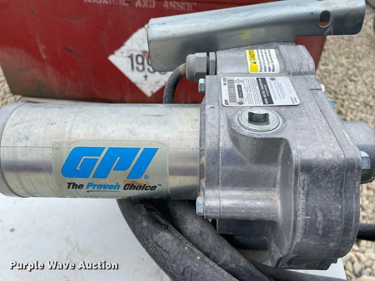 image for item MY9118 (3) fuel tanks
