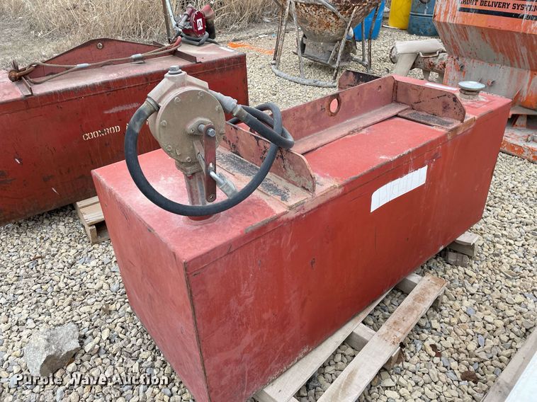 image for item MY9118 (3) fuel tanks