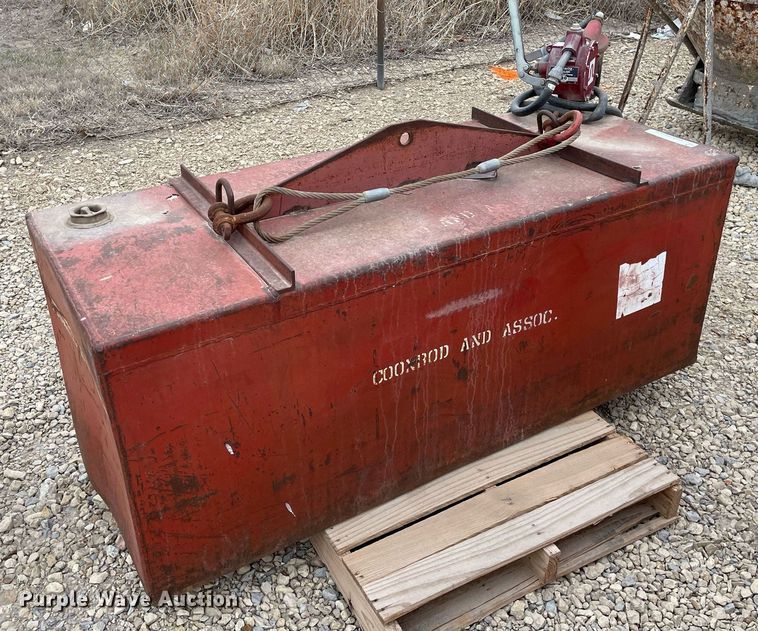 image for item MY9118 (3) fuel tanks