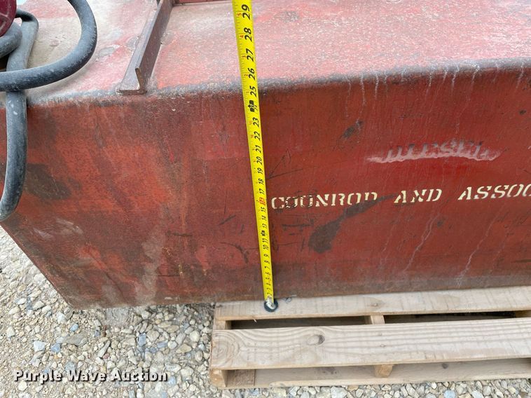 image for item MY9118 (3) fuel tanks