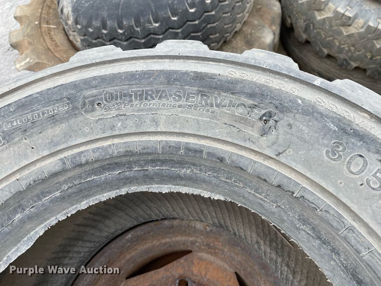 image for item MY9120 (11) tires