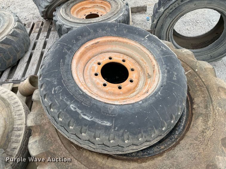 image for item MY9120 (11) tires