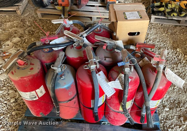 image for item MY9167 Approximately 50 fire extinguishers
