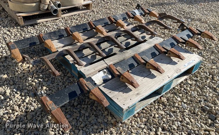 image for item MY9171 (3) skid steer bucket tooth bars