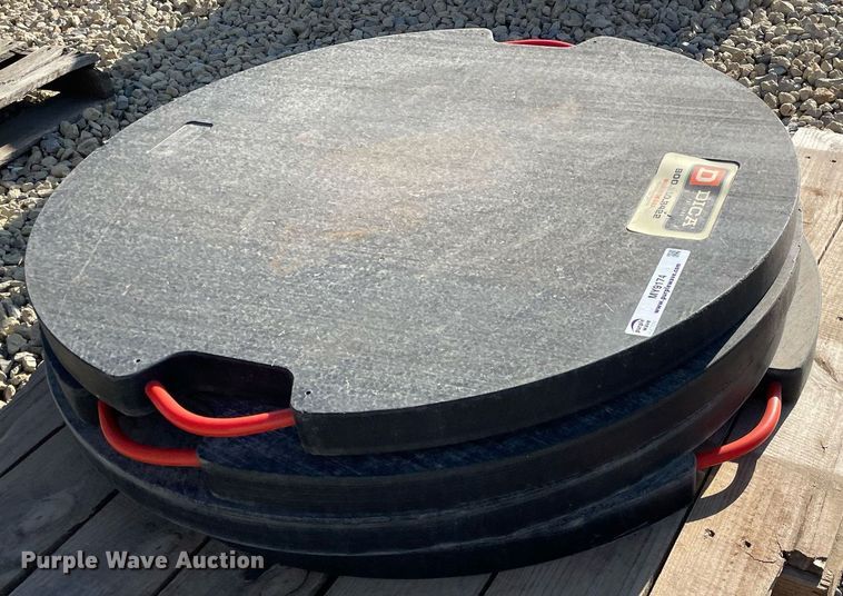 image for item MY9174 (4) Dica DR36-2 crane outrigger pads