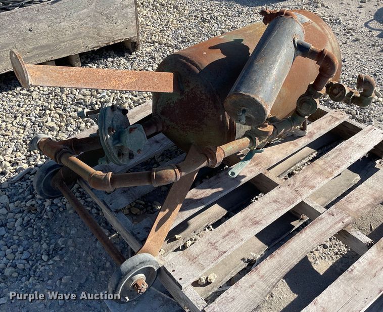 image for item MY9175 Clemco SC1440  sandblast pot