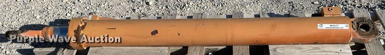 image for item MY9177 Hydraulic cylinder