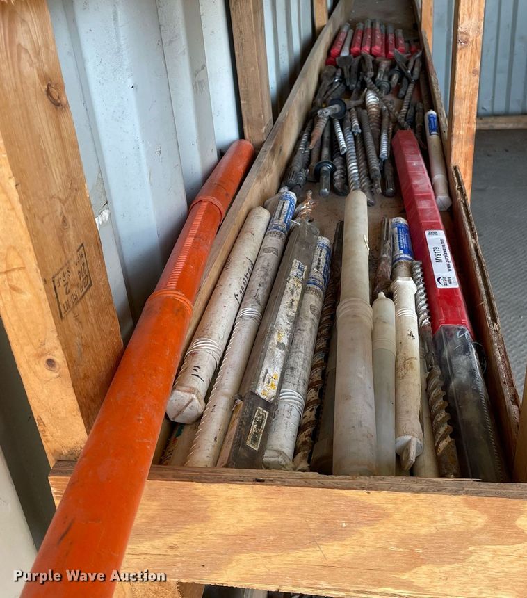 image for item MY9179 Approximately 100 hammer drill bits