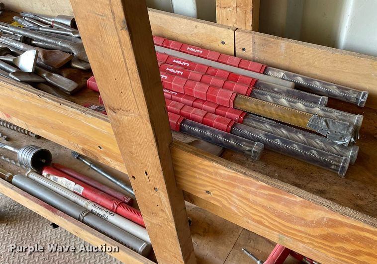 image for item MY9179 Approximately 100 hammer drill bits