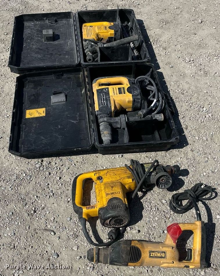 image for item MY9195 (4) DeWalt hammer drills