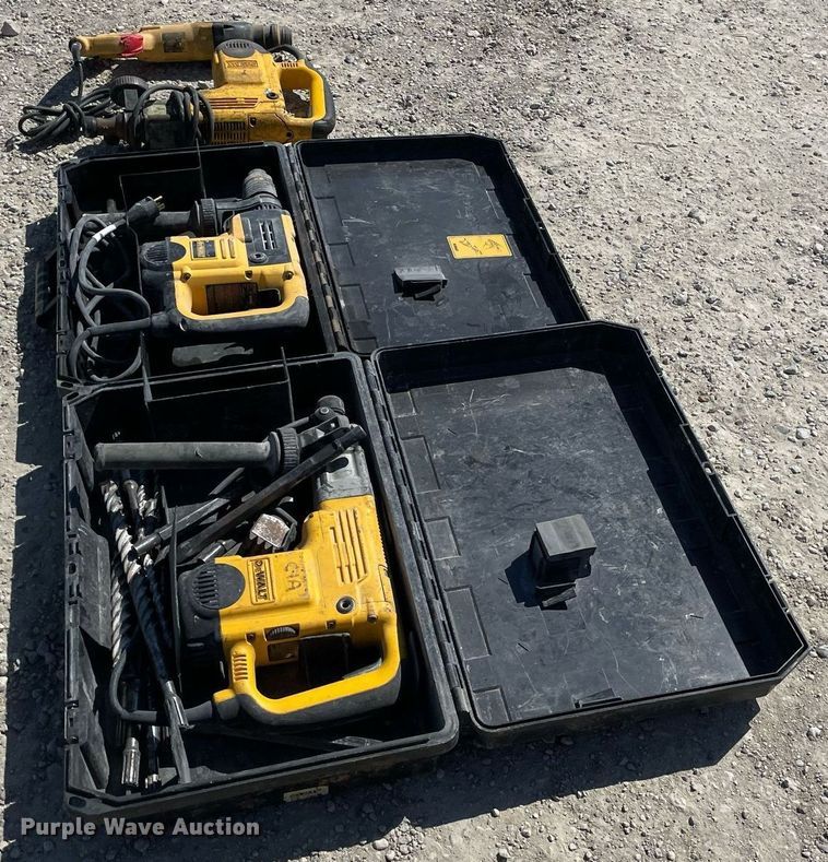 image for item MY9195 (4) DeWalt hammer drills