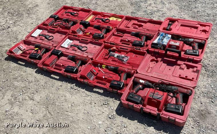 image for item MY9198 (9) Milwaukee drills