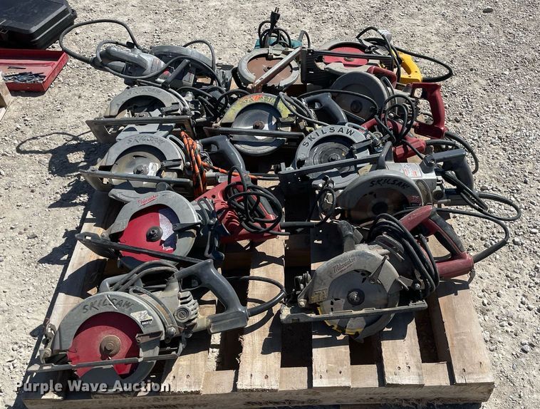 image for item MY9204 (12) circular saws