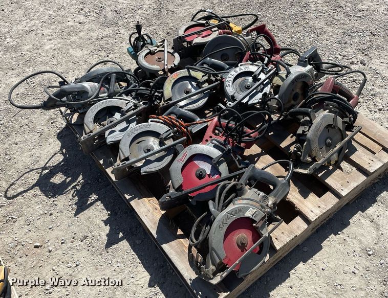 image for item MY9204 (12) circular saws