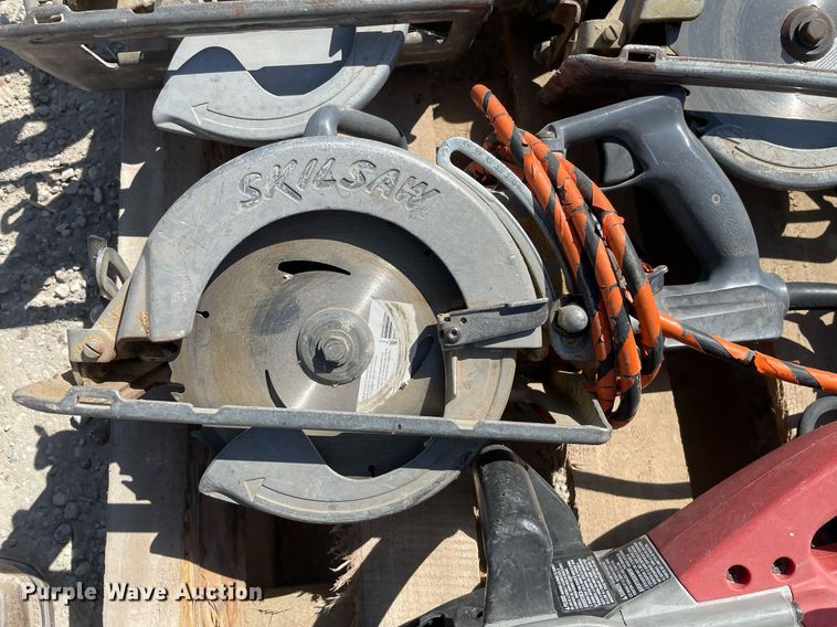 image for item MY9204 (12) circular saws