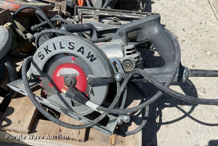 image for item MY9204 (12) circular saws