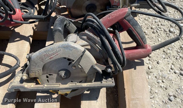 image for item MY9204 (12) circular saws